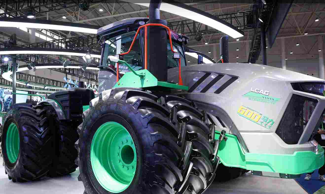 天津市：2025年1-10月拖拉机出口金额同比增长112.52%(图1)